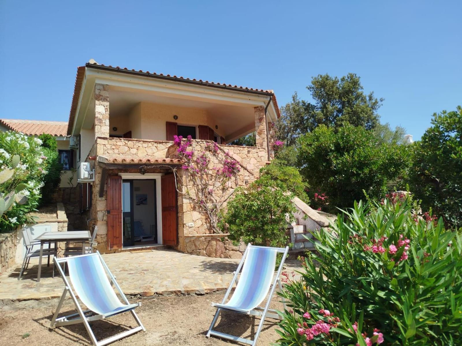 Villa Vista Mare Cala Ginepro Punta Molara Ngoại thất bức ảnh
